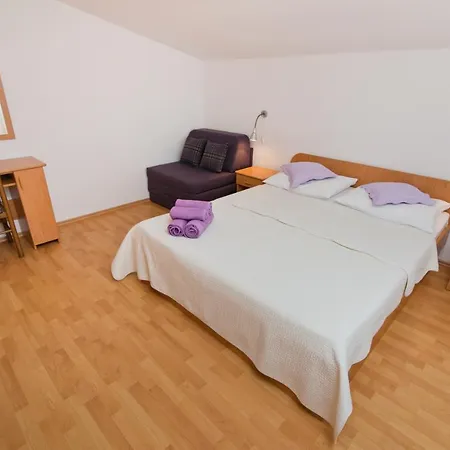 Apartment I Sobe Josica Jezera