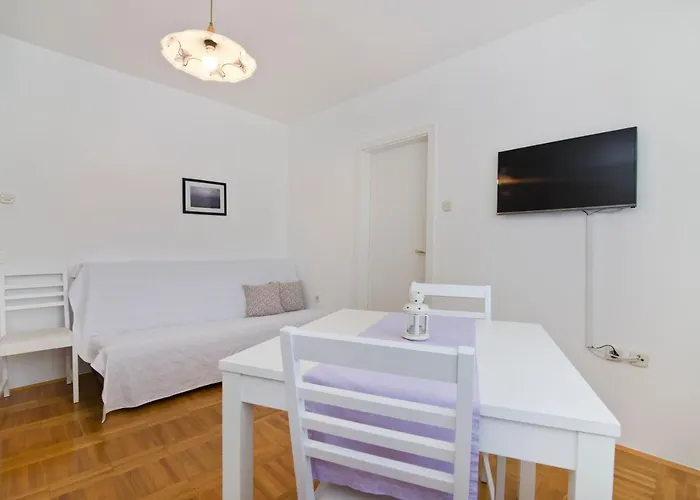 I Sobe Josica Apartman Jezera