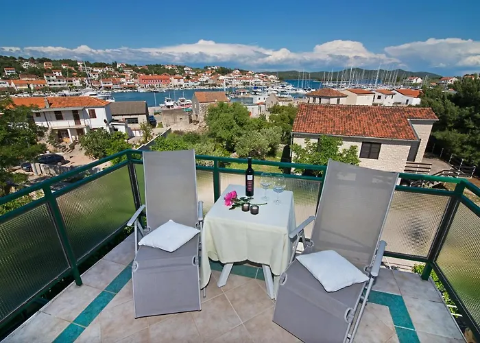 I Sobe Josica * 耶泽拉