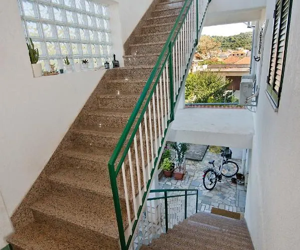 I Sobe Josica * Езера